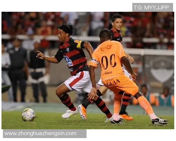 小罗搞笑瞬间大集合足球明星的幽默与魅力尽在其中 小罗搞笑瞬间大集合足球明星的幽默与魅力尽在其中