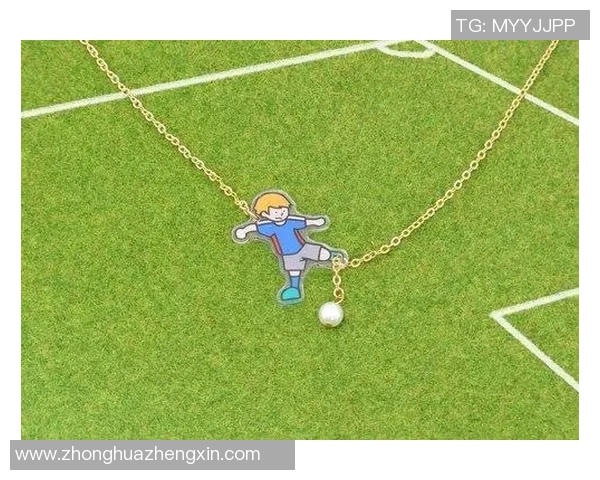 足球明星短项链时尚搭配欣赏与精选图片大全展示 足球明星短项链时尚搭配欣赏与精选图片大全展示