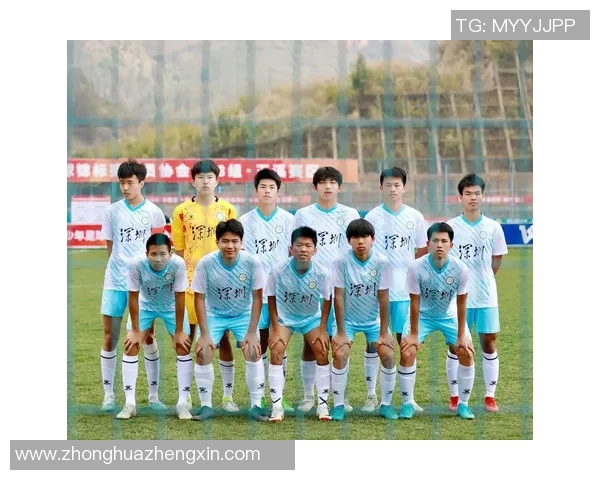 深圳足球队在全国锦标赛中的拼搏历程与荣耀时刻回顾